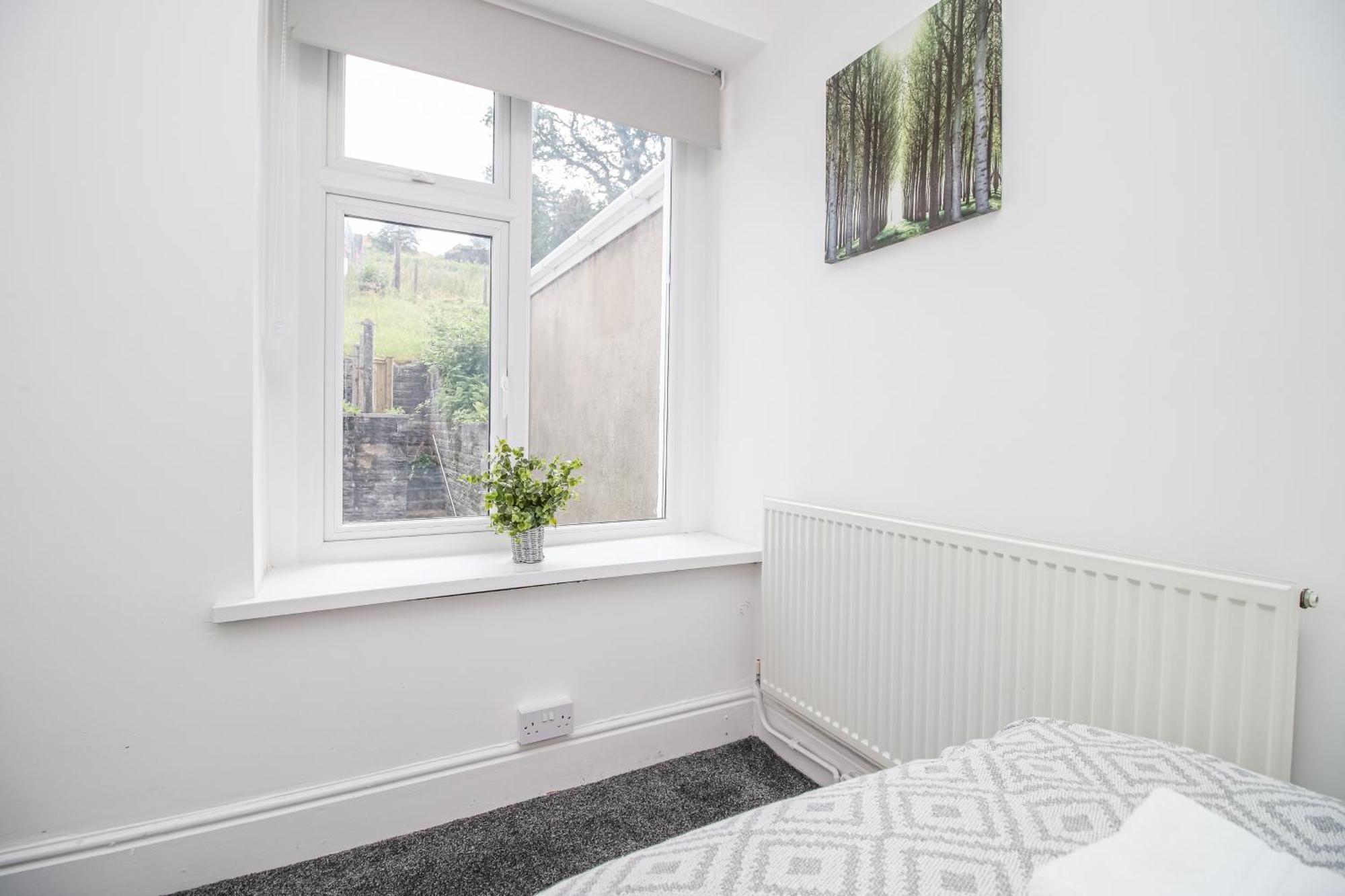 Norton Terrace Charming Home In The Beautiful Afan Forest By Staystaycations Port Talbot Eksteriør bilde