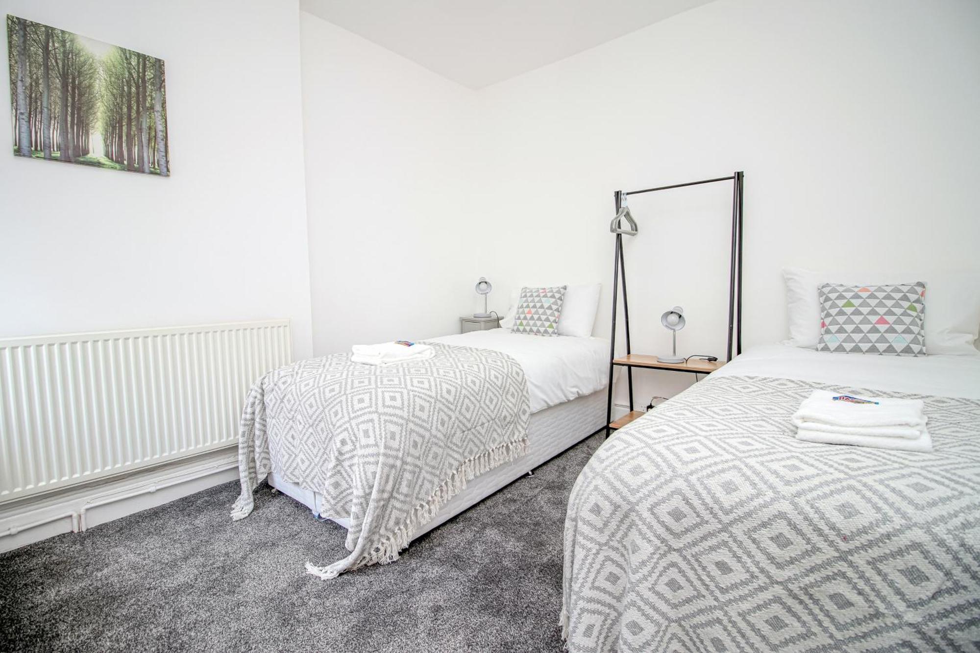 Norton Terrace Charming Home In The Beautiful Afan Forest By Staystaycations Port Talbot Eksteriør bilde